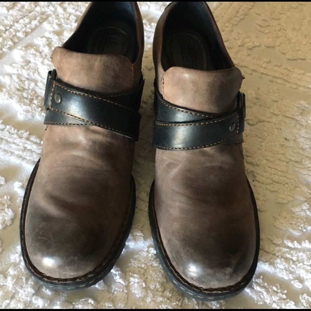DONATING 9/14 🌟Born Ankle Boots